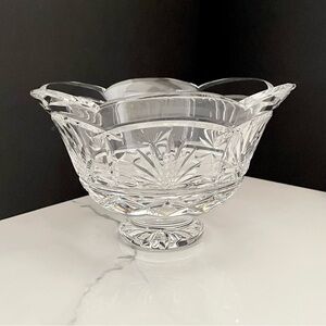 7.75" Scalloped Footed Bowl - Fan Cut - by Waterford Crystal